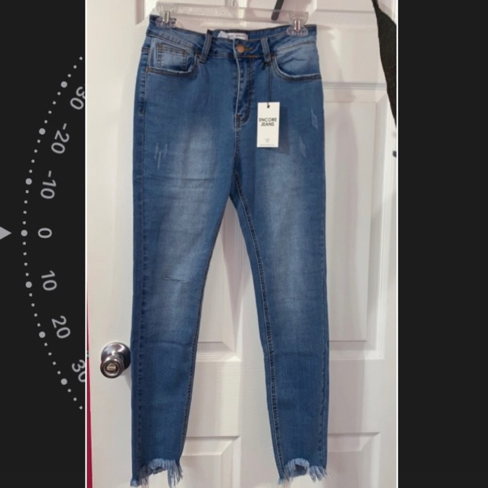 (Never Worn) Medium Wash